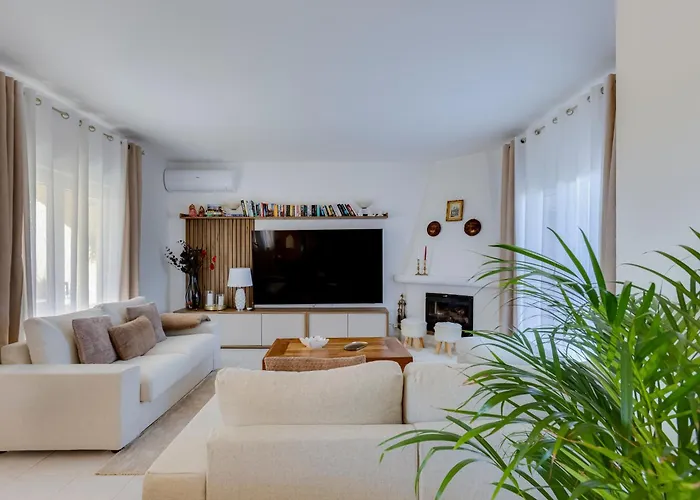 Arpeggio - Cozy 3-bedroom With Private Pool In Montinhos Da Luz, Lagos Willa