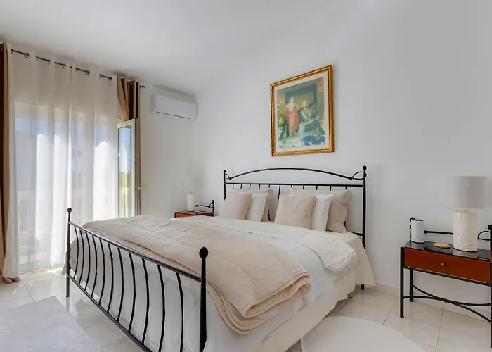 Βίλα Arpeggio - Cozy 3-bedroom With Private Pool In Montinhos Da Luz, Lagos