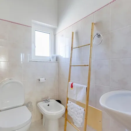 Arpeggio - Cozy 3-bedroom With Private Pool In Montinhos Da Luz, Lagos فيلة